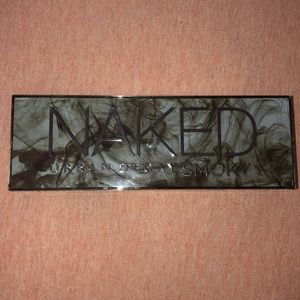 NAKED URBAN DECAY SMOKY PALLETE
